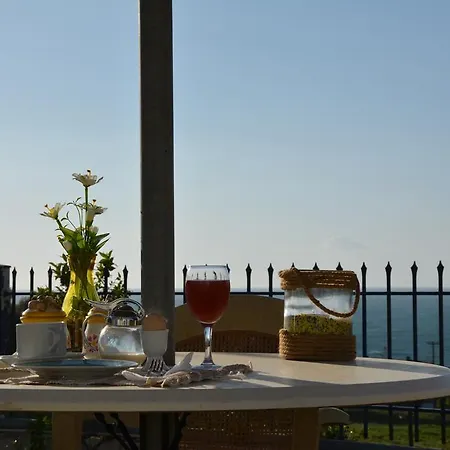 Panorama דירה סקאפידיה